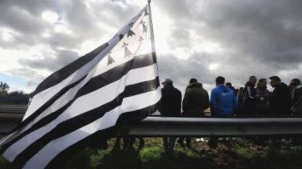 Bretagne : nouvelle démonstration de force des "bonnets rouges"