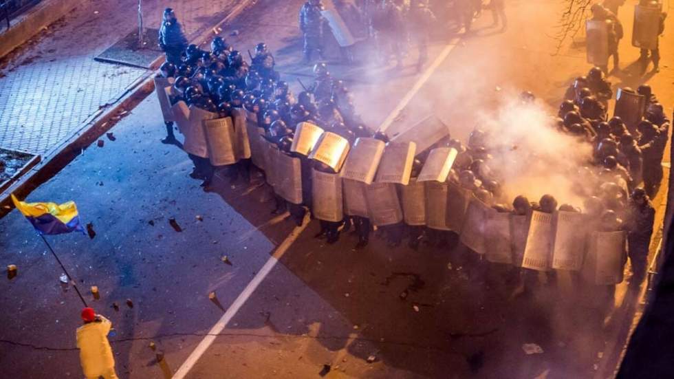 Des manifestants pro-européens occupent la mairie de Kiev Des manifestants pro-européens occupent la mairie de Kiev