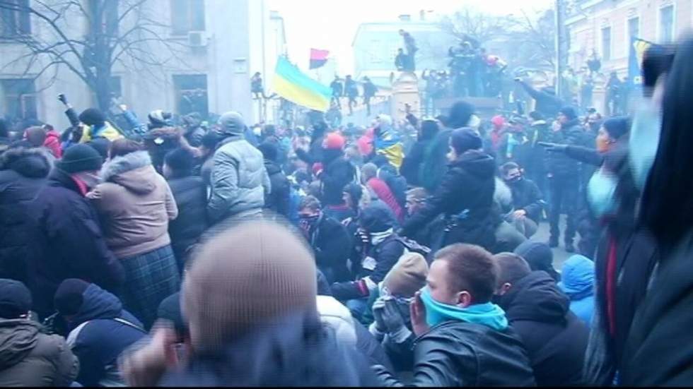 L’opposition ukrainienne gangrénée par la violence de sa frange nationaliste