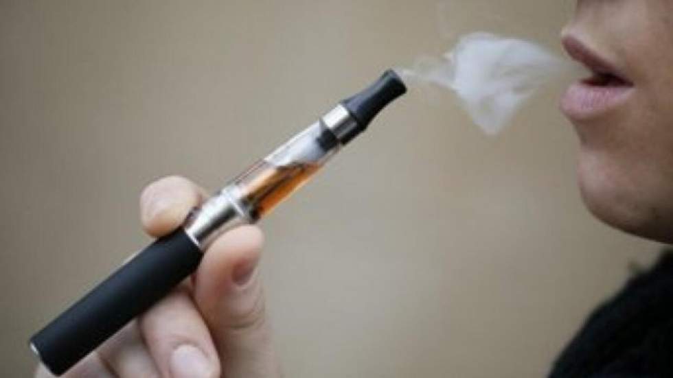 New York vote l’interdiction de la e-cigarette dans les lieux publics