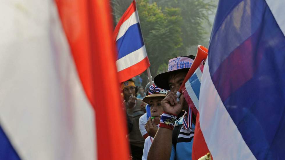 Un des leaders de la contestation abattu à Bangkok