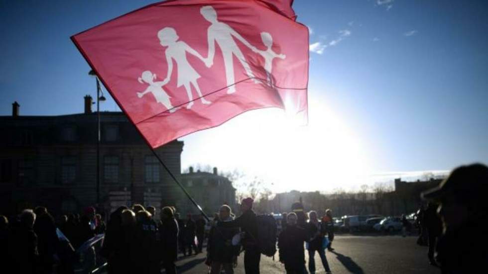 La Manif pour tous met en garde le gouvernement contre la "familiphobie"