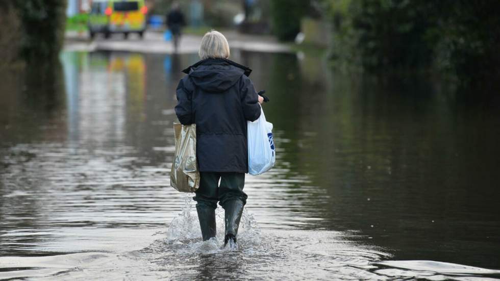 En images : le Royaume-Uni paralysé par les inondations En images : le Royaume-Uni paralysé par les inondations