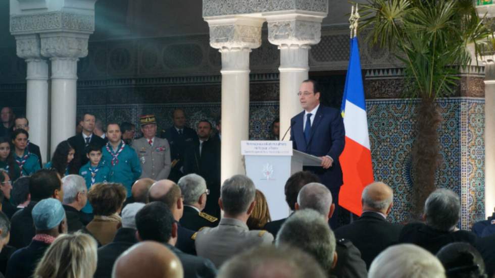 Hollande : "La République a une dette à l'égard des soldats musulmans" Hollande : "La République a une dette à l'égard des soldats musulmans"