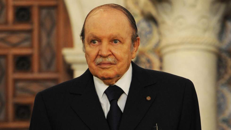 Le président algérien Bouteflika brigue un quatrième mandat à la présidentielle d'avril