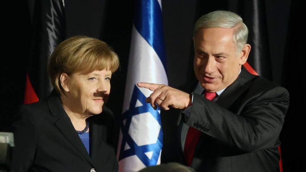 L'embarrassante photo d'Angela Merkel en Israël