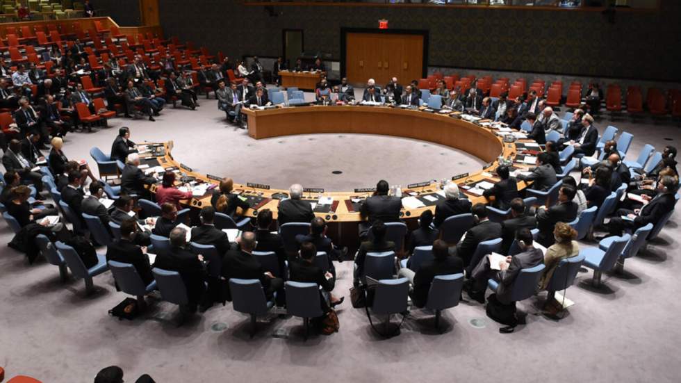 Ukraine : à l’ONU, Moscou accusé de masser des troupes à la frontière