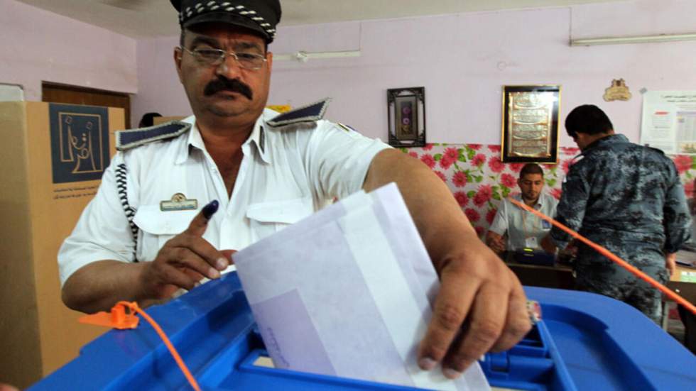 Législatives en Irak : soldats, policiers et expatriés ont commencé à voter Législatives en Irak : soldats, policiers et expatriés ont commencé à voter