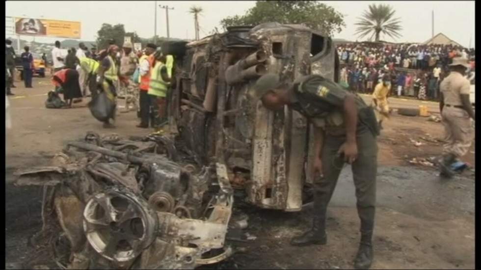 Attentat au Nigeria : les autorités sous pression