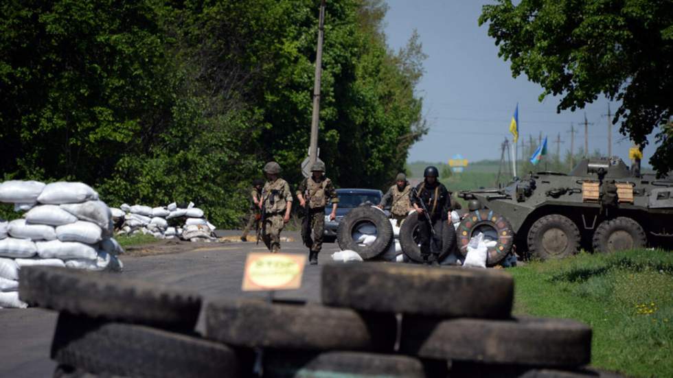 Ukraine : quatre morts et des combats à l'arme lourde à Sloviansk