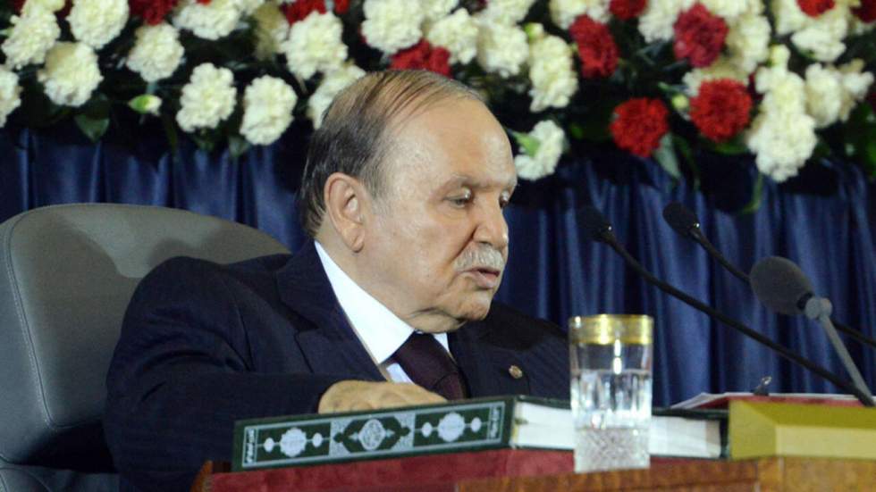 Bouteflika dévoile le gouvernement de son 4e mandat