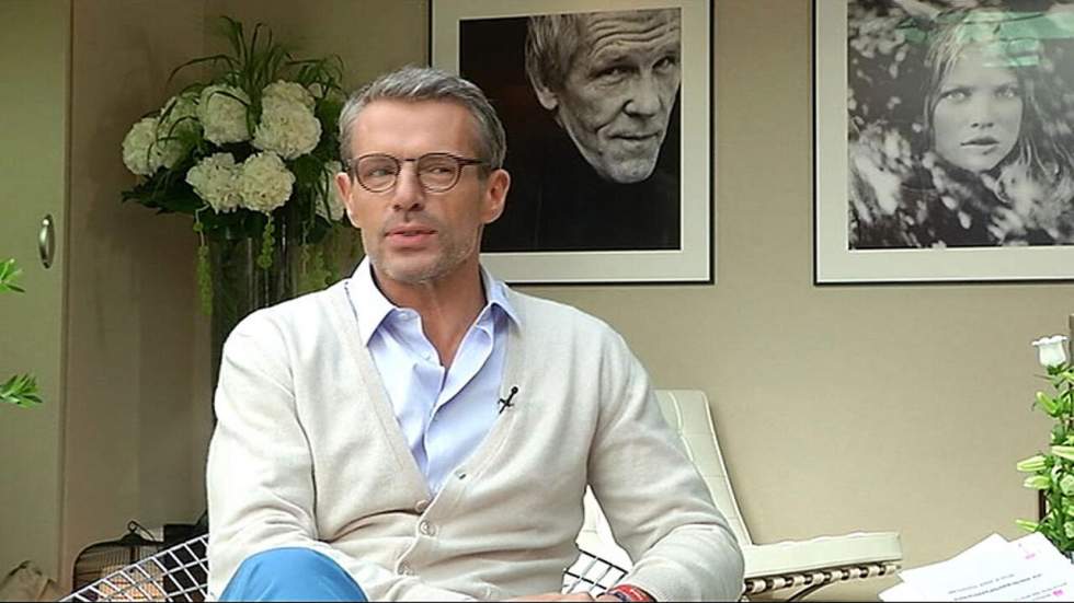 Lambert Wilson, un maître de cérémonie tout en élégance