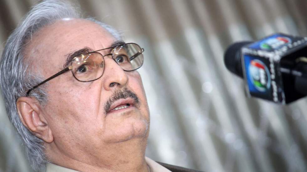 Khalifa Haftar, putschiste ou héros de l'anti-terrorisme en Libye ?