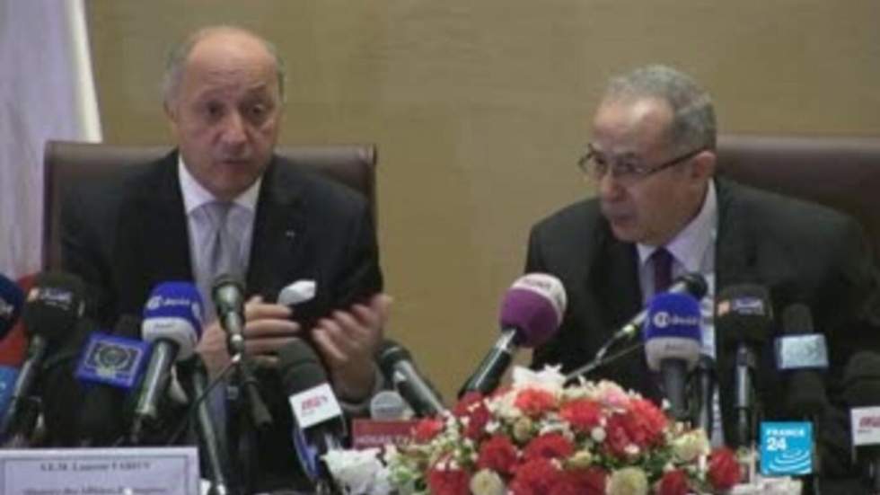 Sécurité au Sahel et économie au cœur de la visite de Fabius à Alger