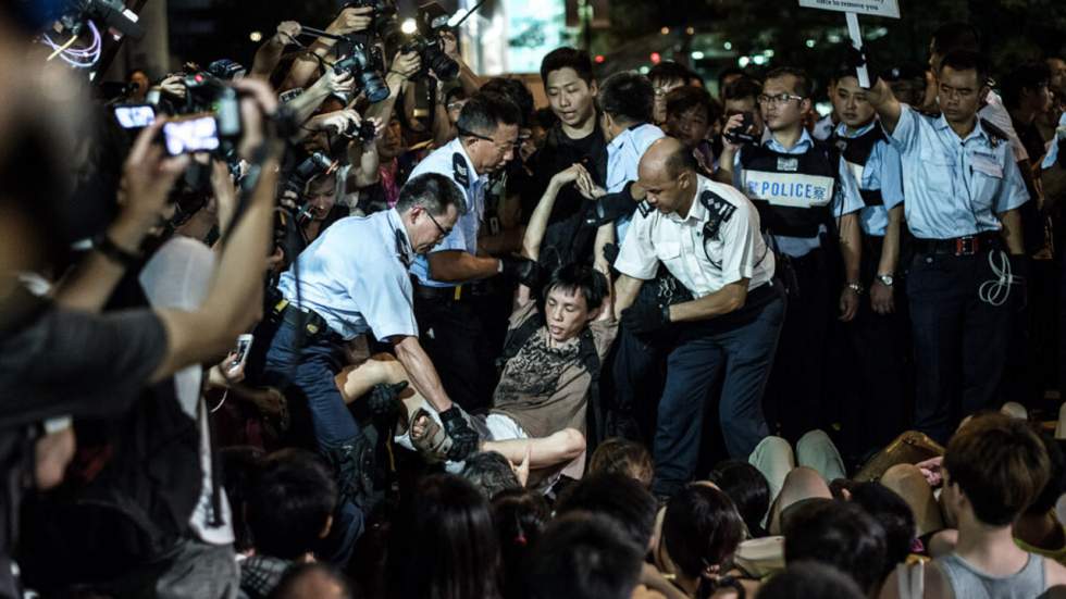 Plus de 500 manifestants interpellés par la police à Hong Kong