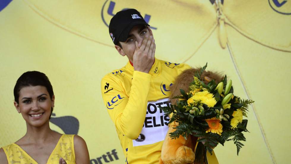 Tour de France : Tony Gallopin endosse le premier maillot jaune français