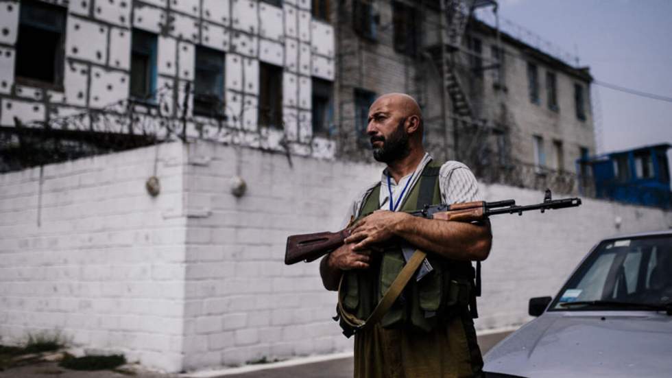 Le centre de Donetsk touché par des tirs à l'arme lourde