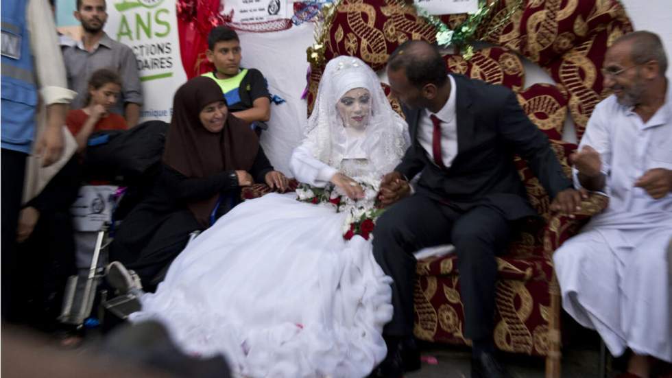 Dans la bande de Gaza, un mariage au milieu des ruines