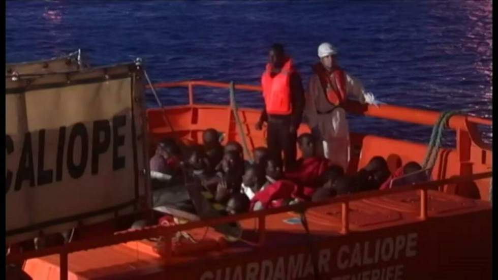 Plus de 900 migrants secourus au large du détroit de Gibraltar