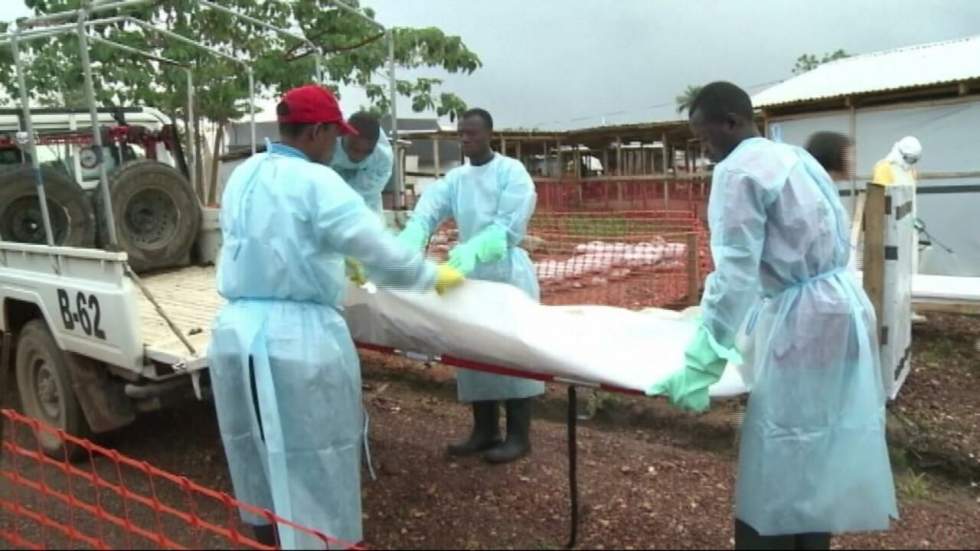 Vidéo : l'épidémie d'Ebola s'accélère, pas de solution à court terme