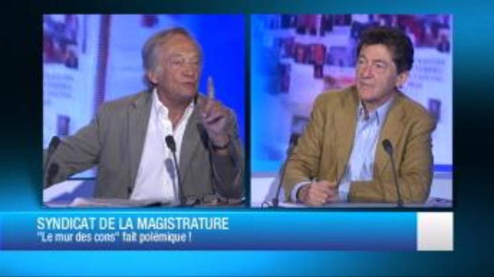 Le "Mur des cons" des magistrats fait polémique Le "Mur des cons" des magistrats fait polémique