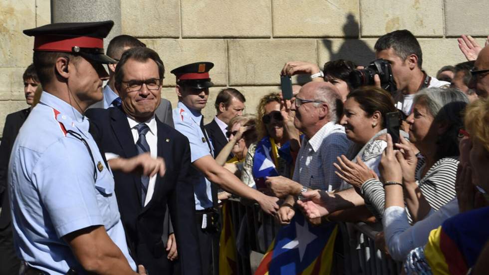 Référendum en Catalogne : la Cour constitutionnelle suspend le vote