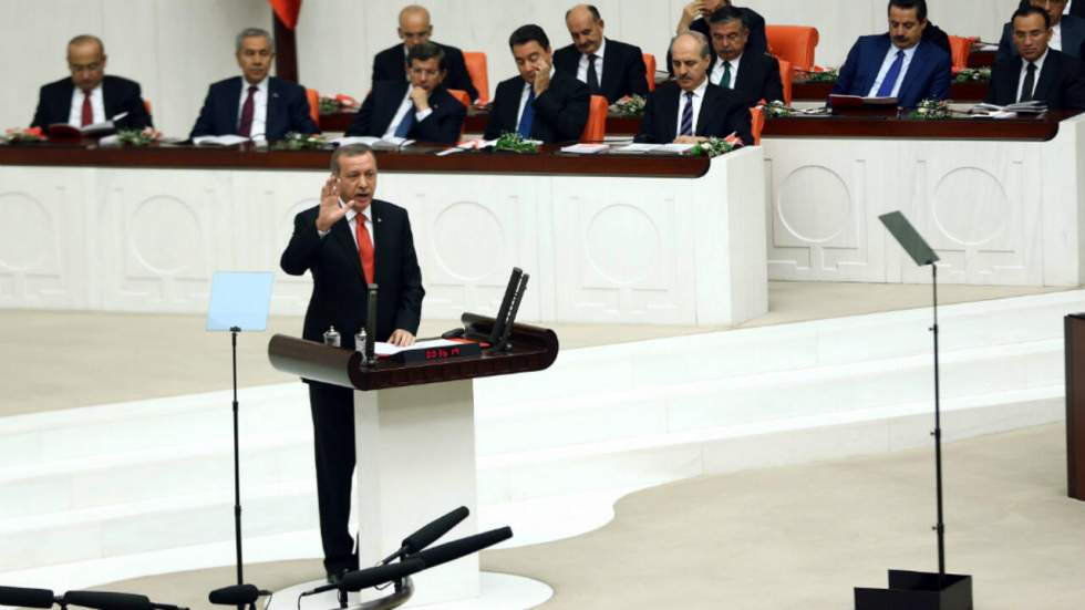 Erdogan s'engage contre l'EI mais garde comme priorité la chute du régime syrien Erdogan s'engage contre l'EI mais garde comme priorité la chute du régime syrien