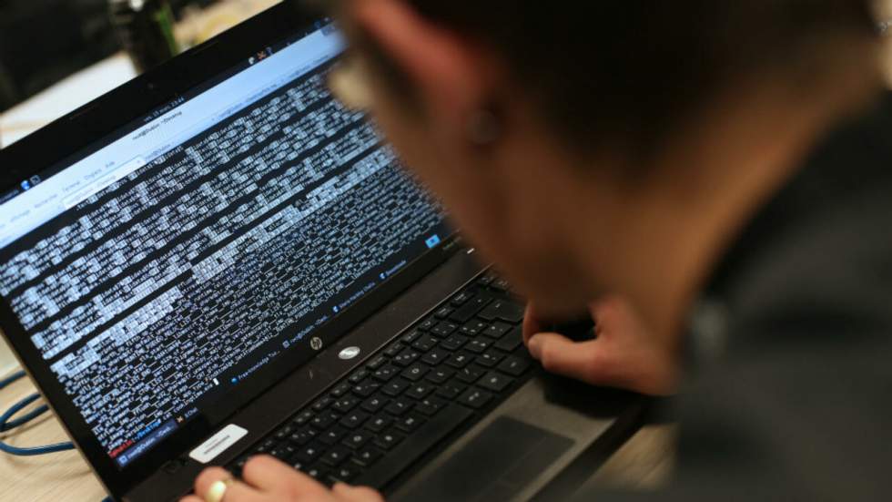 Décès du père d'un journaliste harcelé par un hacker israélien