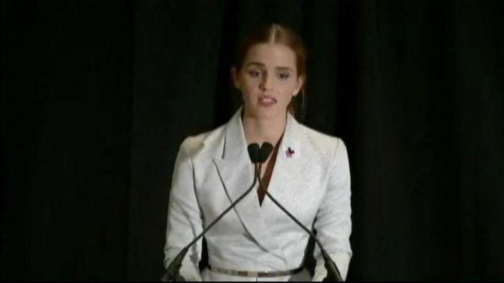 Emma Watson invite les hommes à s'engager pour l'égalité des sexes Emma Watson invite les hommes à s'engager pour l'égalité des sexes