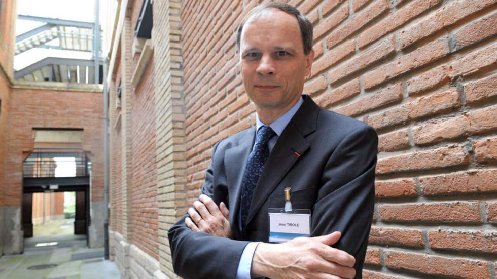 Vidéo : le Français Jean Tirole reçoit le prix Nobel d'économie