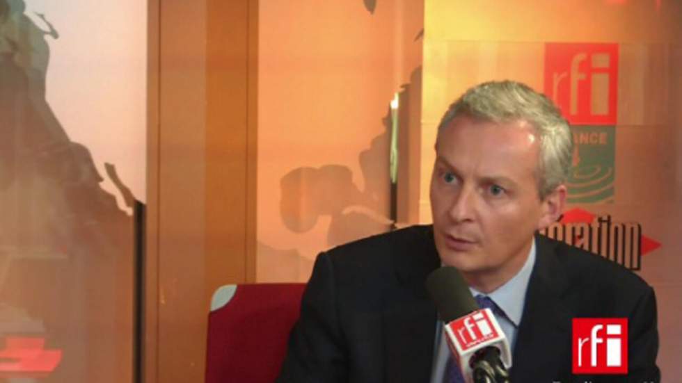 Bruno Le Maire : "Un gamin de 21 ans est mort en France parce qu'il manifestait" Bruno Le Maire : "Un gamin de 21 ans est mort en France parce qu'il manifestait"
