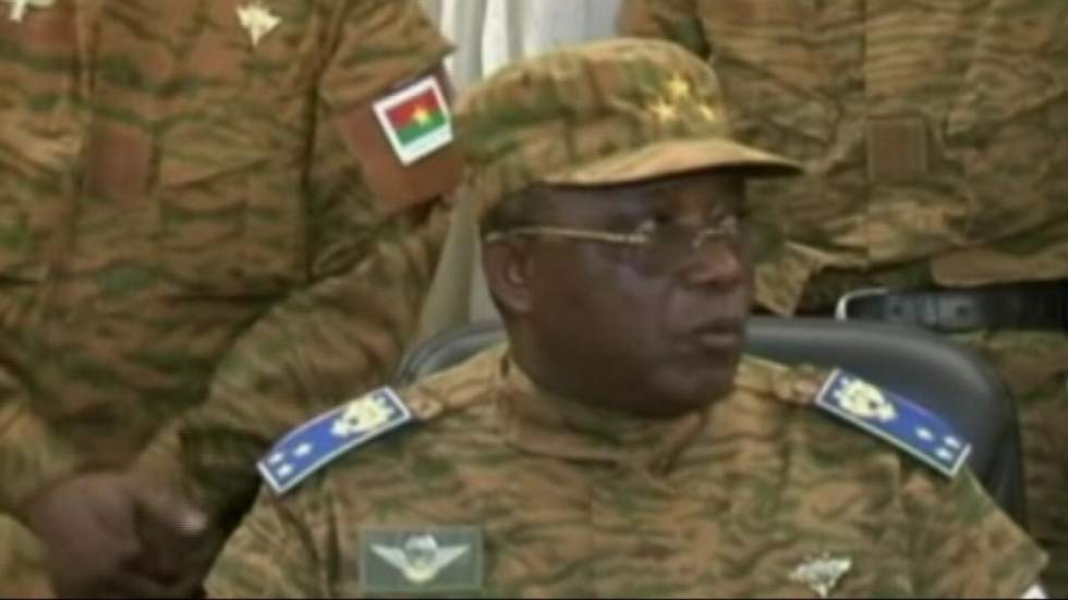 Le général Honoré Traoré s'autoproclame chef du Burkina Faso Le général Honoré Traoré s'autoproclame chef du Burkina Faso