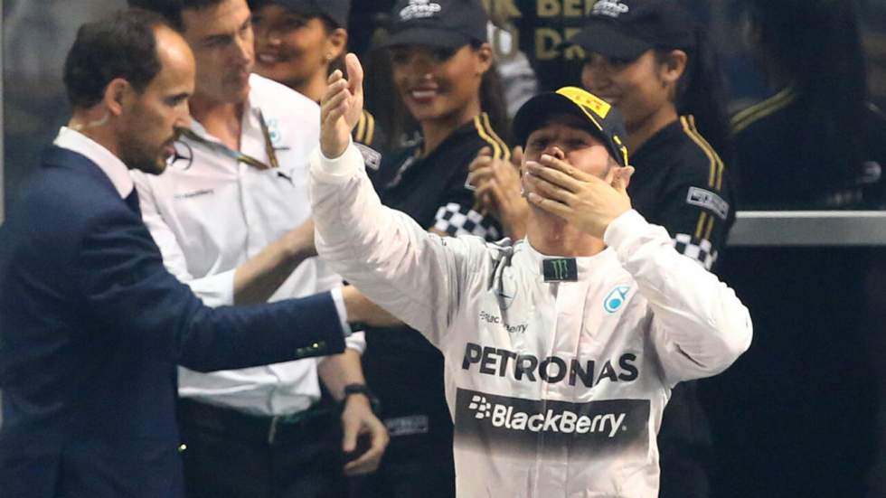 F1 : Lewis Hamilton gagne le Grand Prix d'Abu Dhabi et le titre mondial