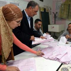 Présidentielle tunisienne : vers un second tour entre Essebsi et Marzouki Présidentielle tunisienne : vers un second tour entre Essebsi et Marzouki