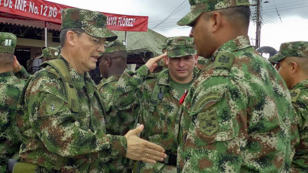 Les FARC libèrent un général colombien retenu en otage