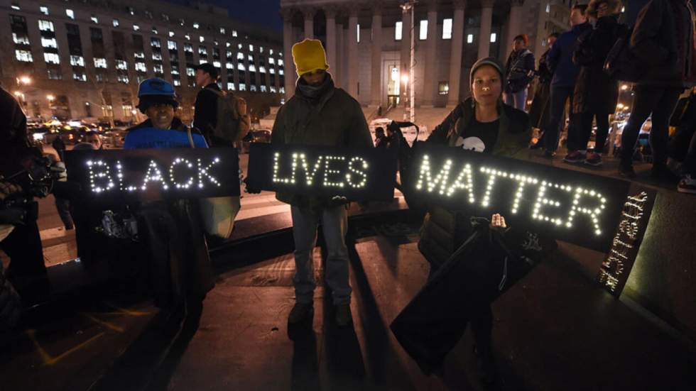 Violences policières : troisième nuit de manifestations aux États-Unis