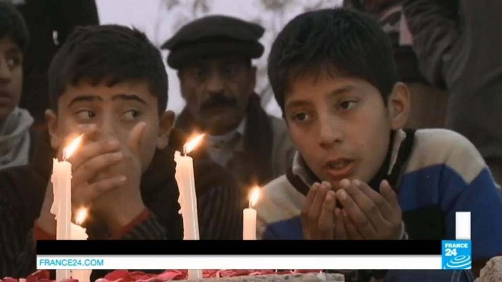 Vidéo : colère à Peshawar lors des funérailles des écoliers assassinés