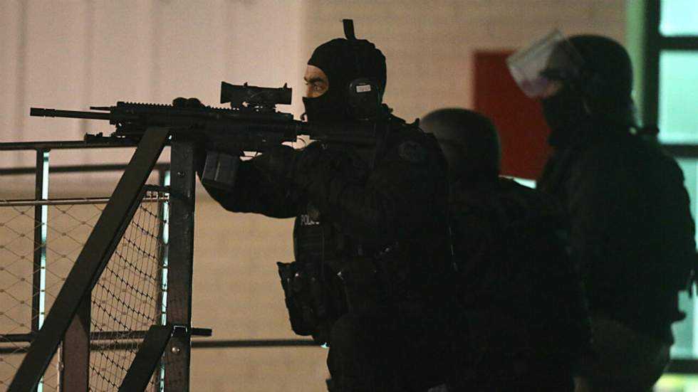 Attentat contre "Charlie Hebdo" : un suspect entendu, deux frères recherchés Attentat contre "Charlie Hebdo" : un suspect entendu, deux frères recherchés