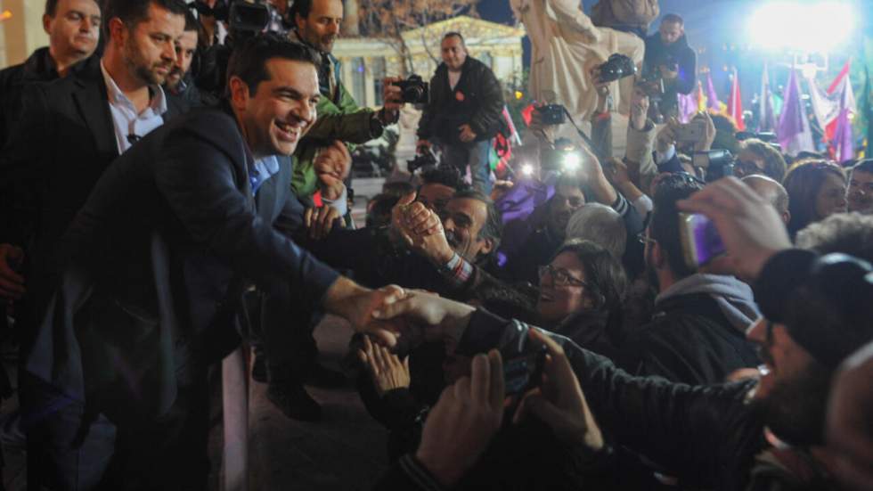 En images : "Bonne nuit Mme Merkel", Athènes fête la victoire de Syriza