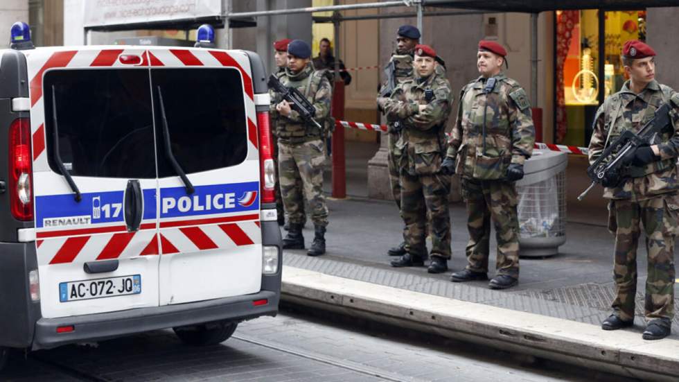 Agression de militaires en faction devant un centre communautaire juif à Nice Agression de militaires en faction devant un centre communautaire juif à Nice