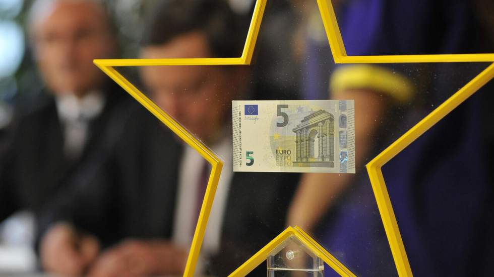 Bruxelles prévoit une baisse des prix dans la zone euro en 2015 Bruxelles prévoit une baisse des prix dans la zone euro en 2015