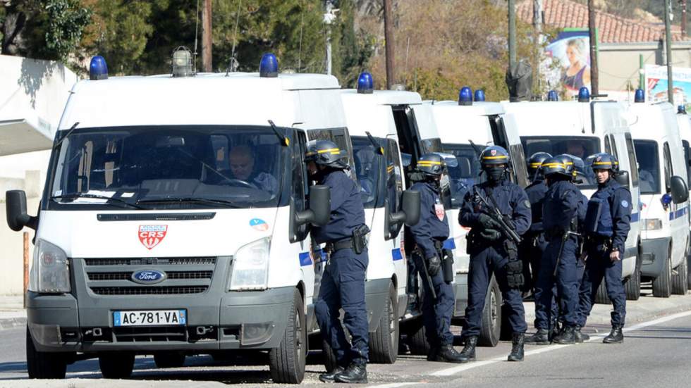 Opération de police dans une cité de Marseille après des coups de feu Opération de police dans une cité de Marseille après des coups de feu