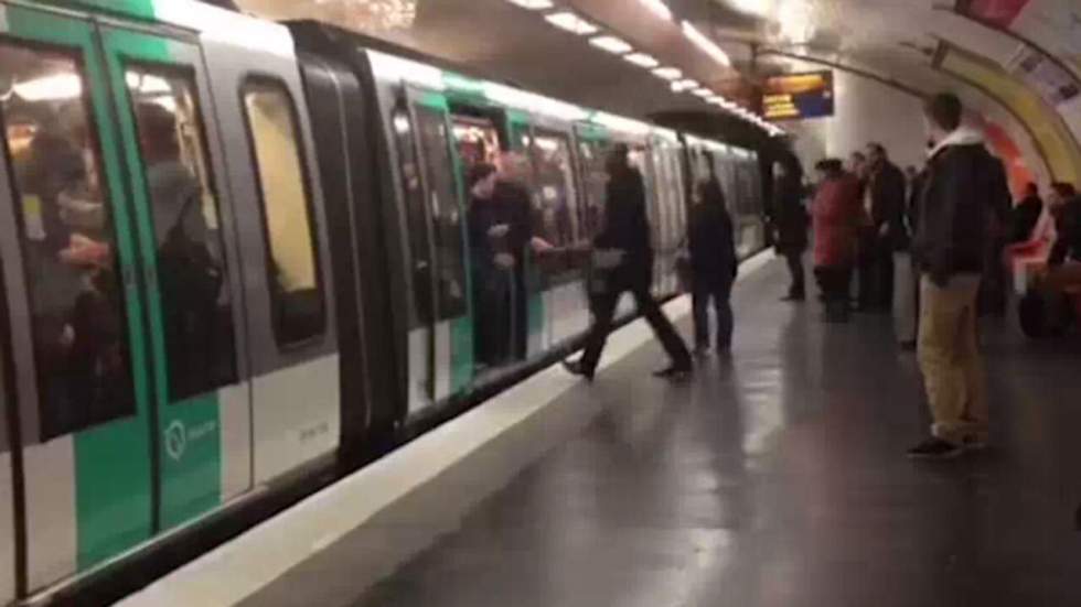 Victime du racisme des fans de Chelsea, le passager du métro parisien porte plainte