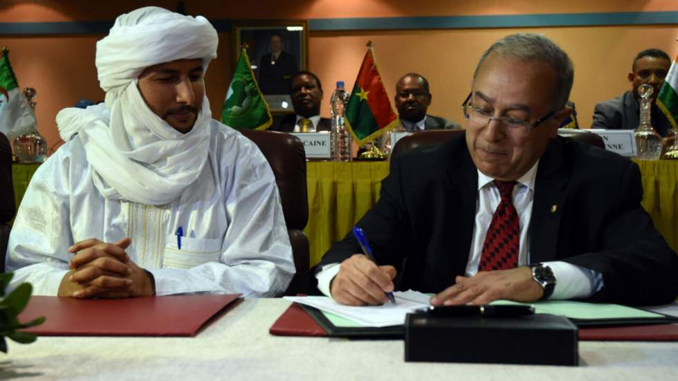 Accord sur la fin des hostilités au Mali entre Bamako et six groupes armés Accord sur la fin des hostilités au Mali entre Bamako et six groupes armés