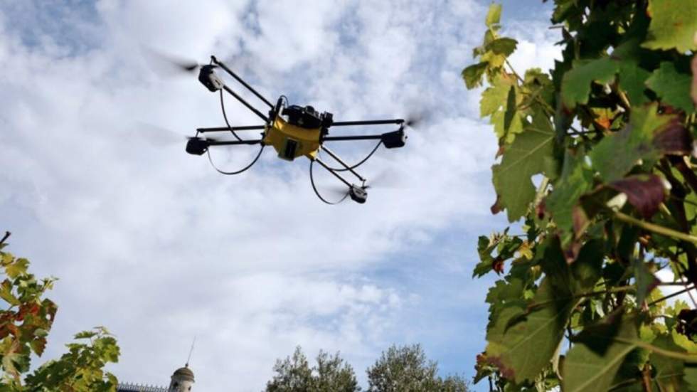 Une dizaine de drones de nouveau signalés dans le ciel de Paris