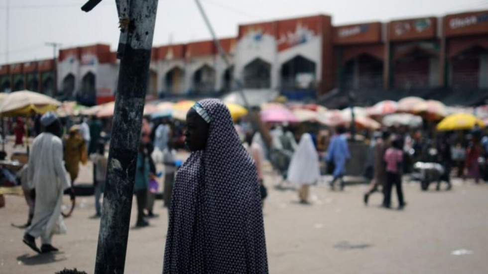 Trois explosions font plusieurs dizaines de morts au Nigeria Trois explosions font plusieurs dizaines de morts au Nigeria