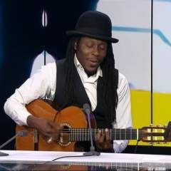 Le rappeur Faada Freddy signe un premier album éclatant Le rappeur Faada Freddy signe un premier album éclatant