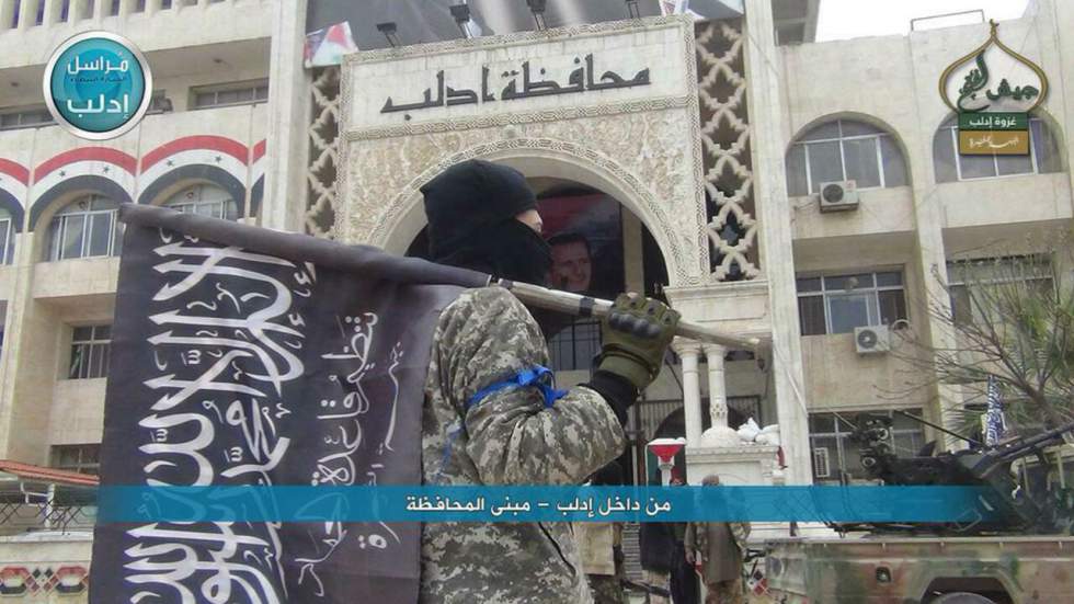 Syrie : le Front al-Nosra et ses alliés islamistes prennent le contrôle d'Idleb Syrie : le Front al-Nosra et ses alliés islamistes prennent le contrôle d'Idleb