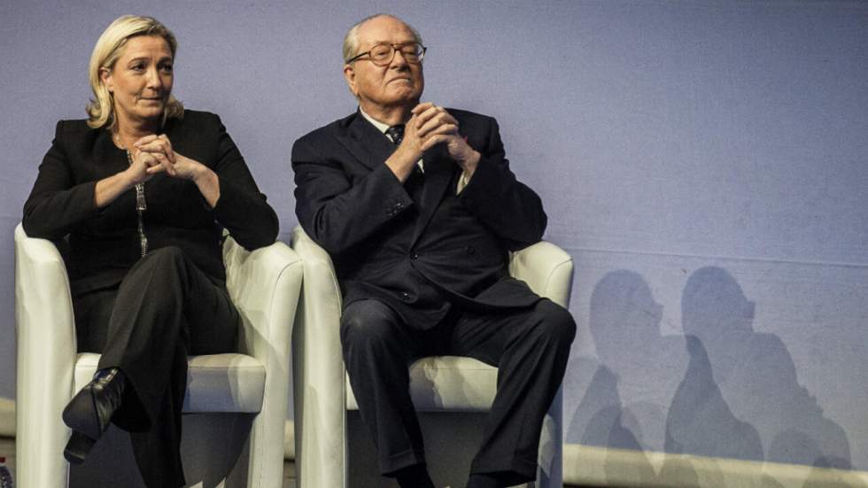 Le Pen contre Le Pen : "une crise sans précédent au Front National" Le Pen contre Le Pen : "une crise sans précédent au Front National"