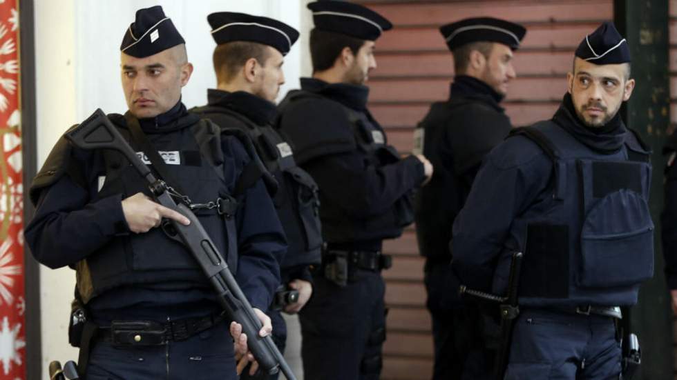 Trois mois après l'attaque contre "Charlie Hebdo", les CRS sont "épuisés"